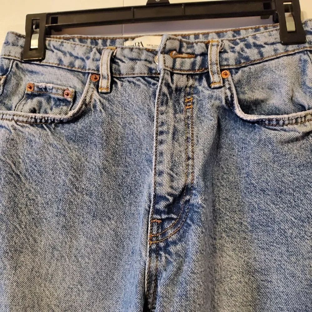 Zara Distressed pants - Picture 2 of 7